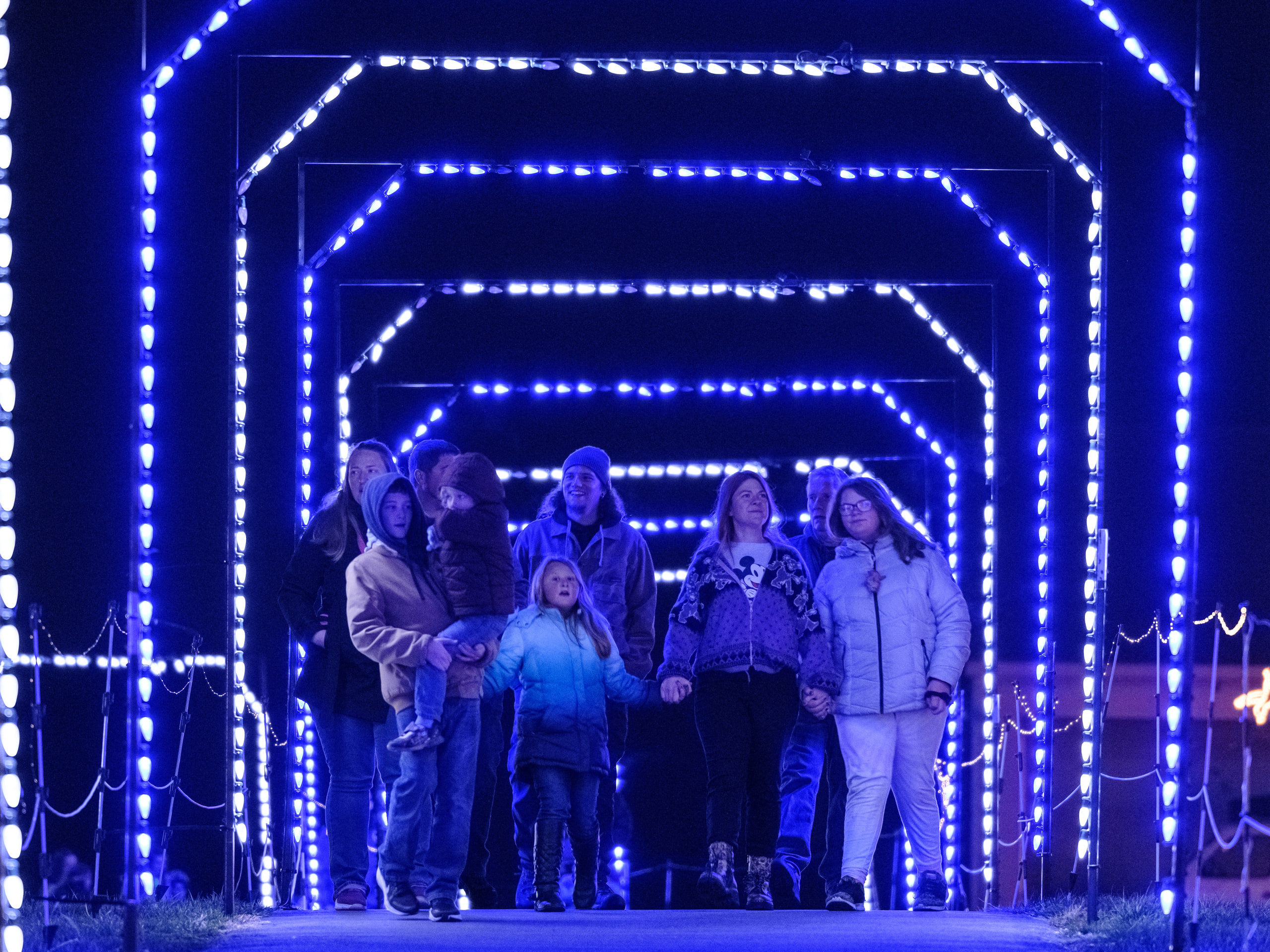 Blue light tunnel, receding.